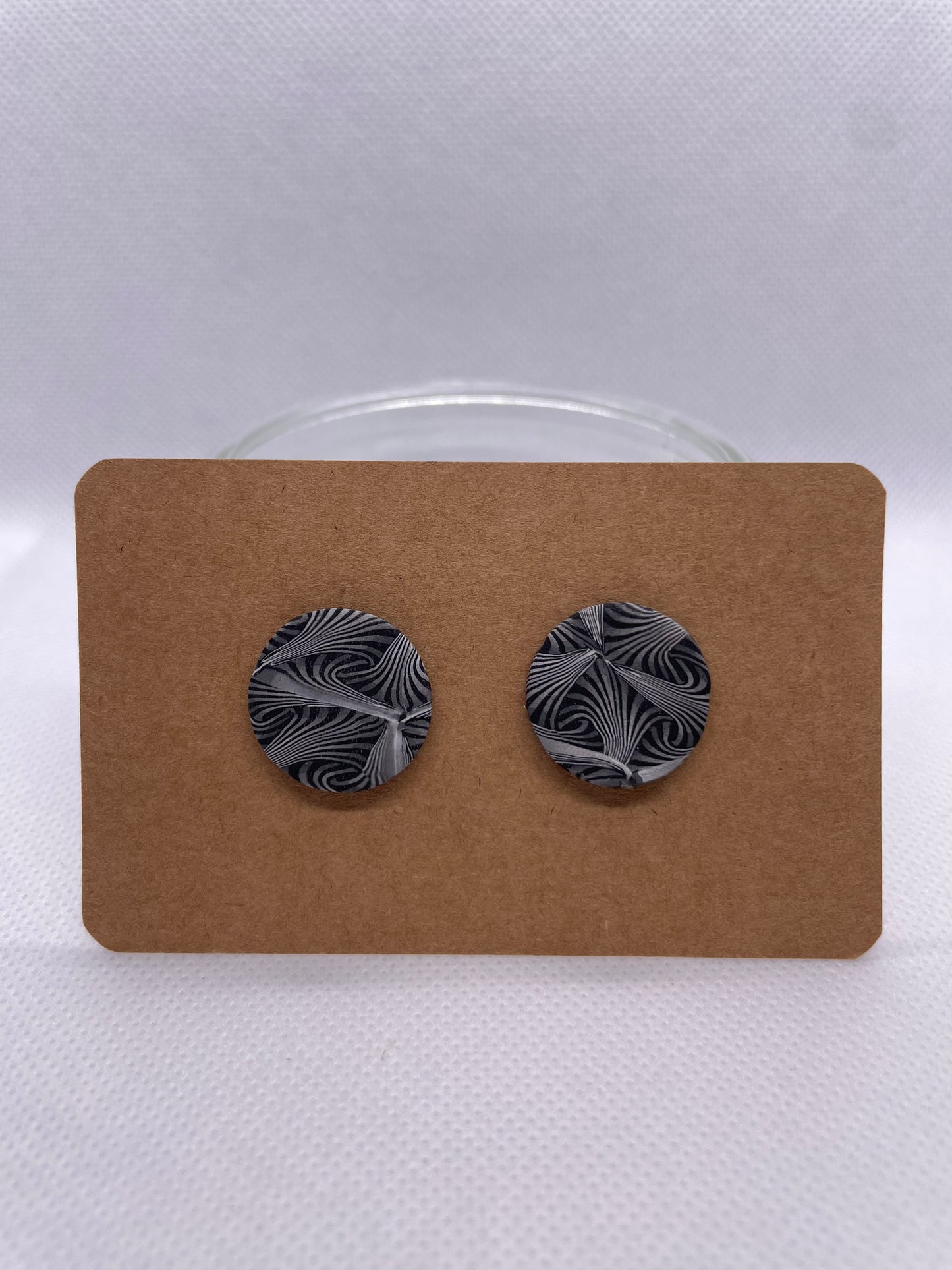 Circle MIDI Studs - monochrome paradox